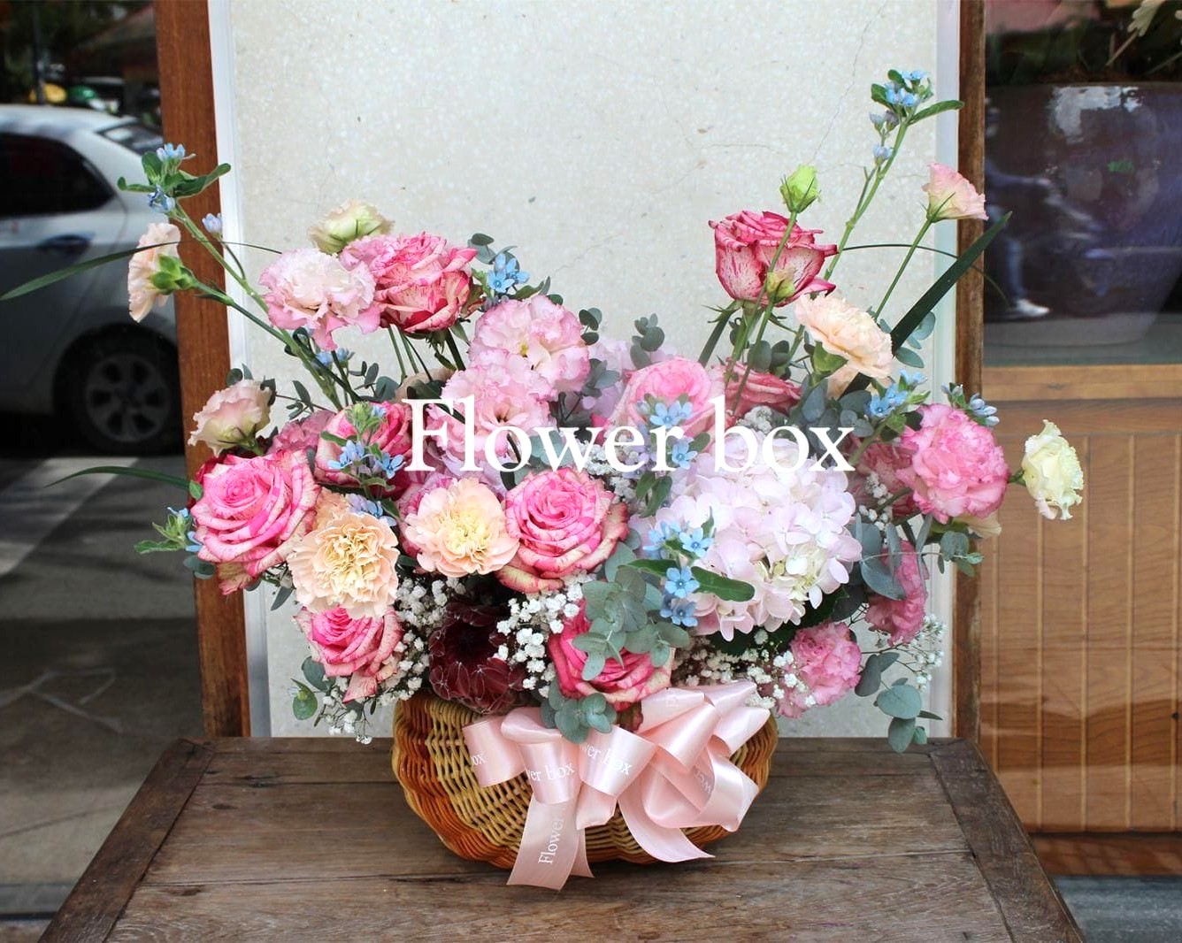 GIỎ HOA 20.10 FBPN07
