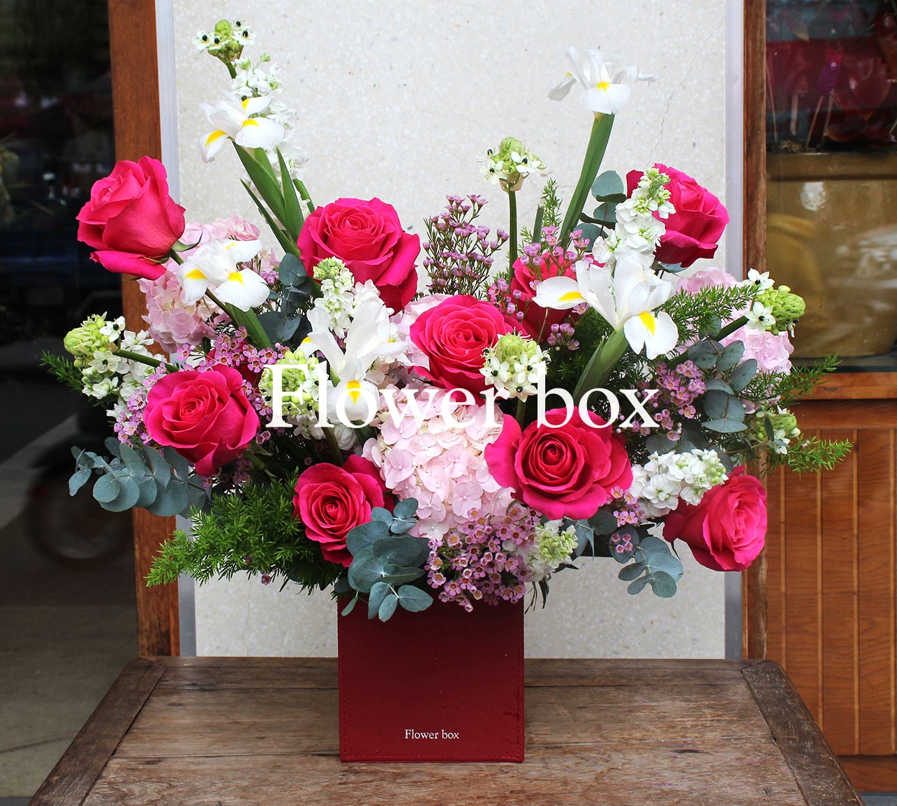 HỘP HOA 20.10 FBPN019