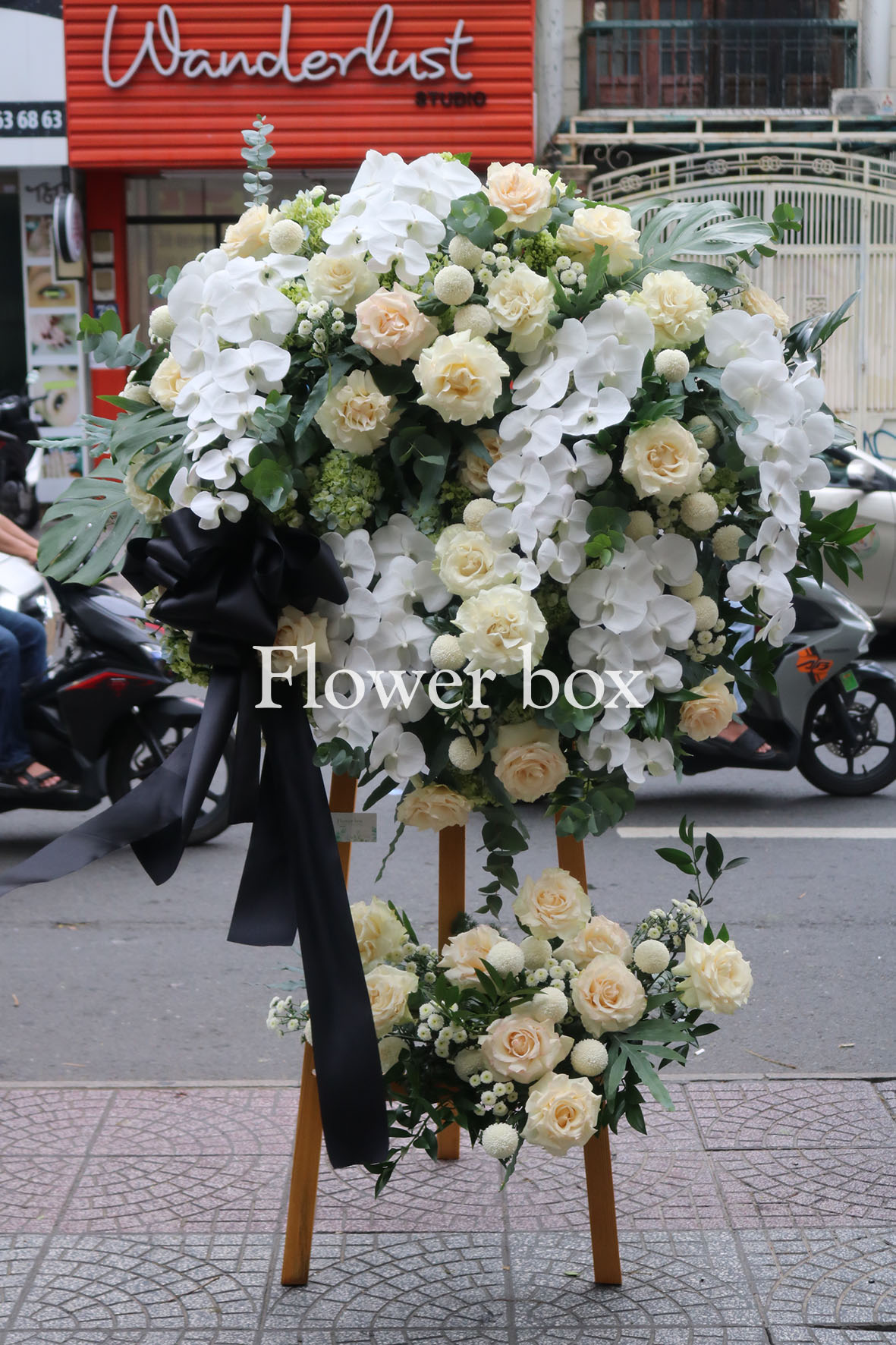 Kệ hoa chia buồn - CFPE 035