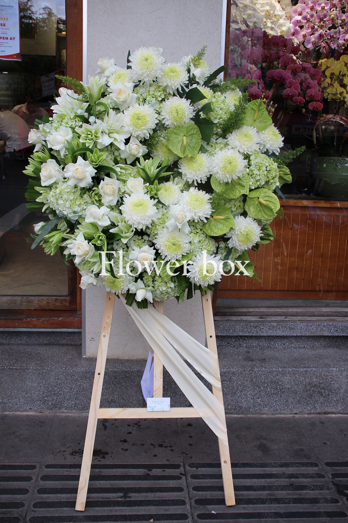 Kệ hoa chia buồn - CFPE 013